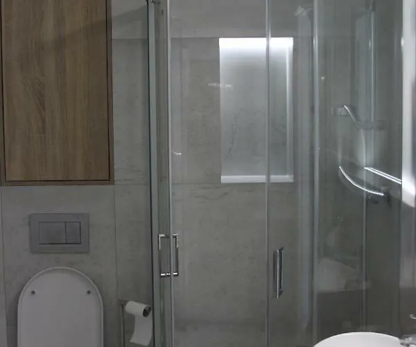 Z Ogrodkiem * Pogorzelica (Gmina Rewal)